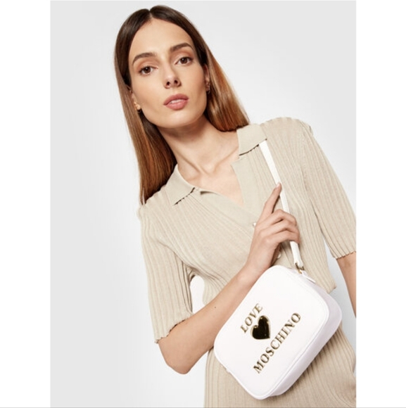 Love Moschino ☆ Crossbody Bag - Picture 3 of 13